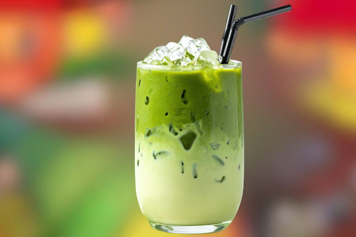 Pripravte si ľadové matcha latte