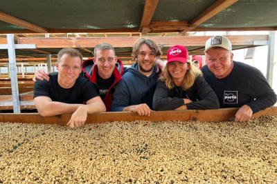 Cesta kávy - od bobule až po šálku na vašom stole
